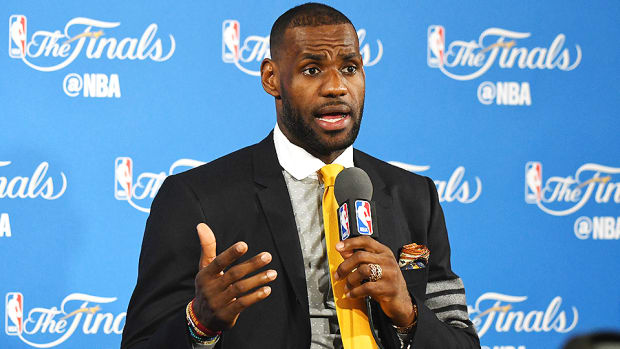 muhammad-ali-death-lebron-james-cavaliers-nba-finals.jpg